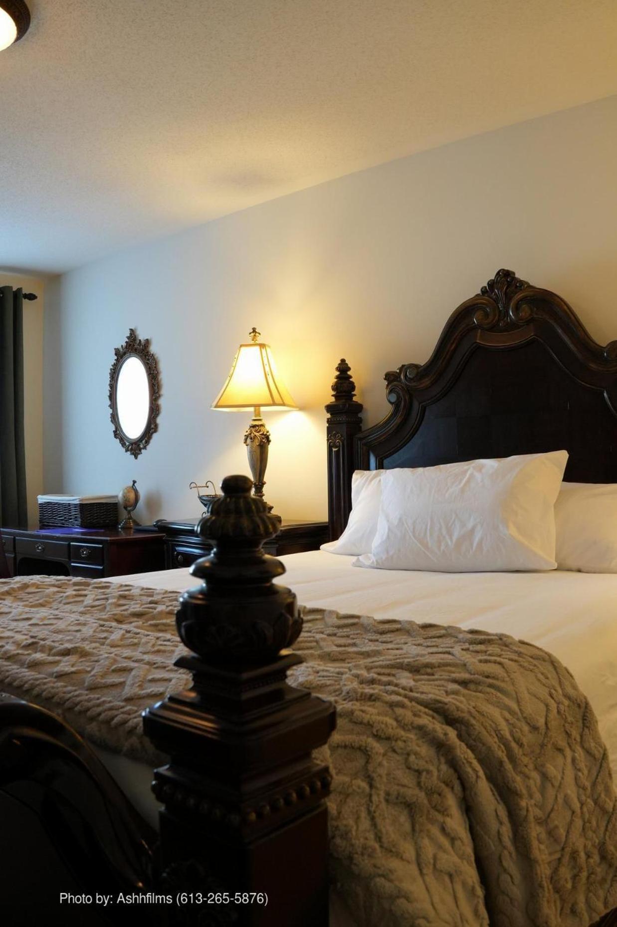 Fosterbrook Parkside Retreat Guest house Ottawa